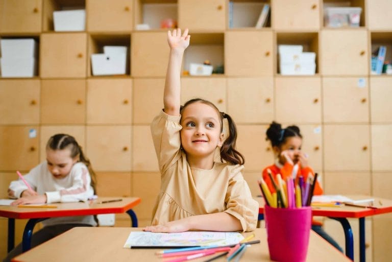 Babysitting, aide aux devoirs et coaching